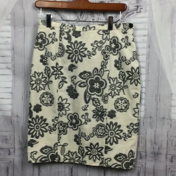 Moschino Cheap & Chic Floral Pencil Skirt 6 - Picture 1 of 11